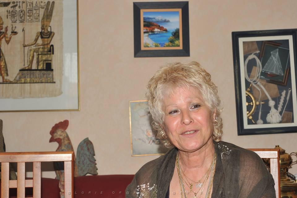 Monia Monik_n.jpg